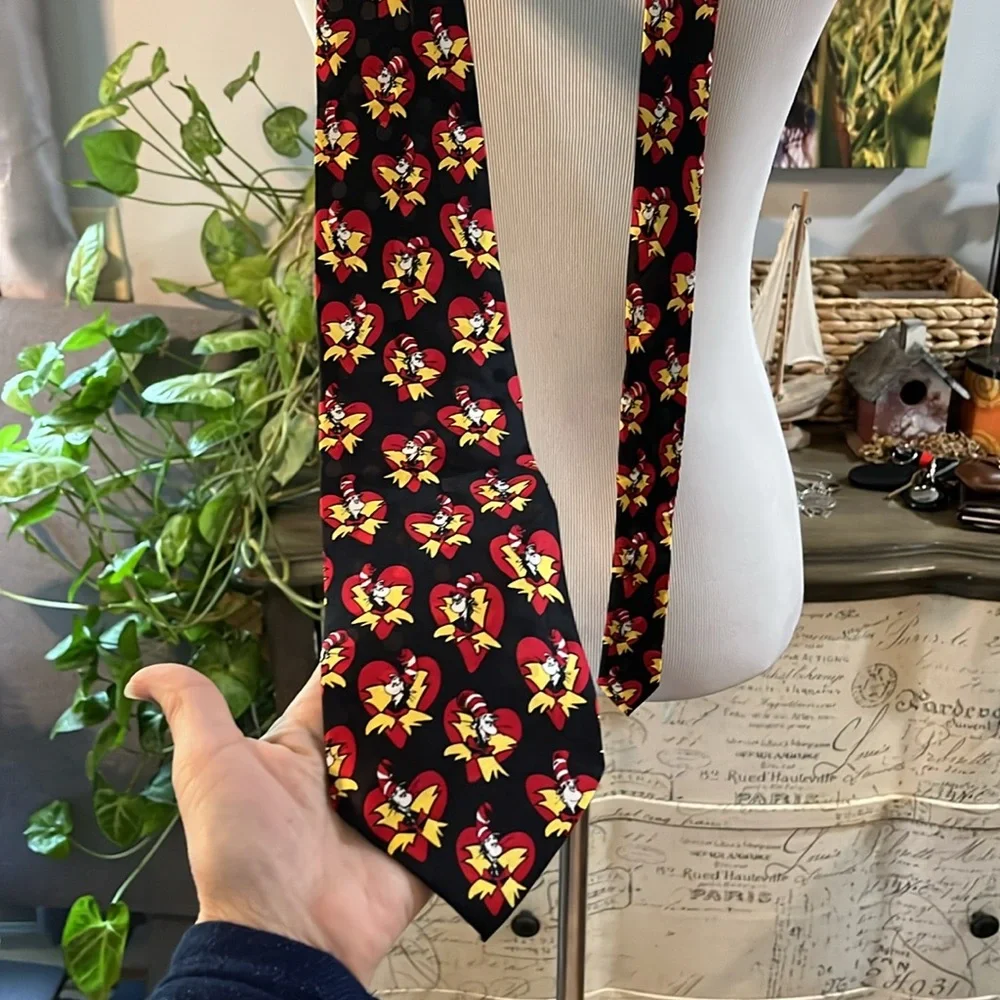 DR. SEUSS VINTAGE 90’s CAT IN THE HAT SILK TIE BLACK RED WHITE YELLOW